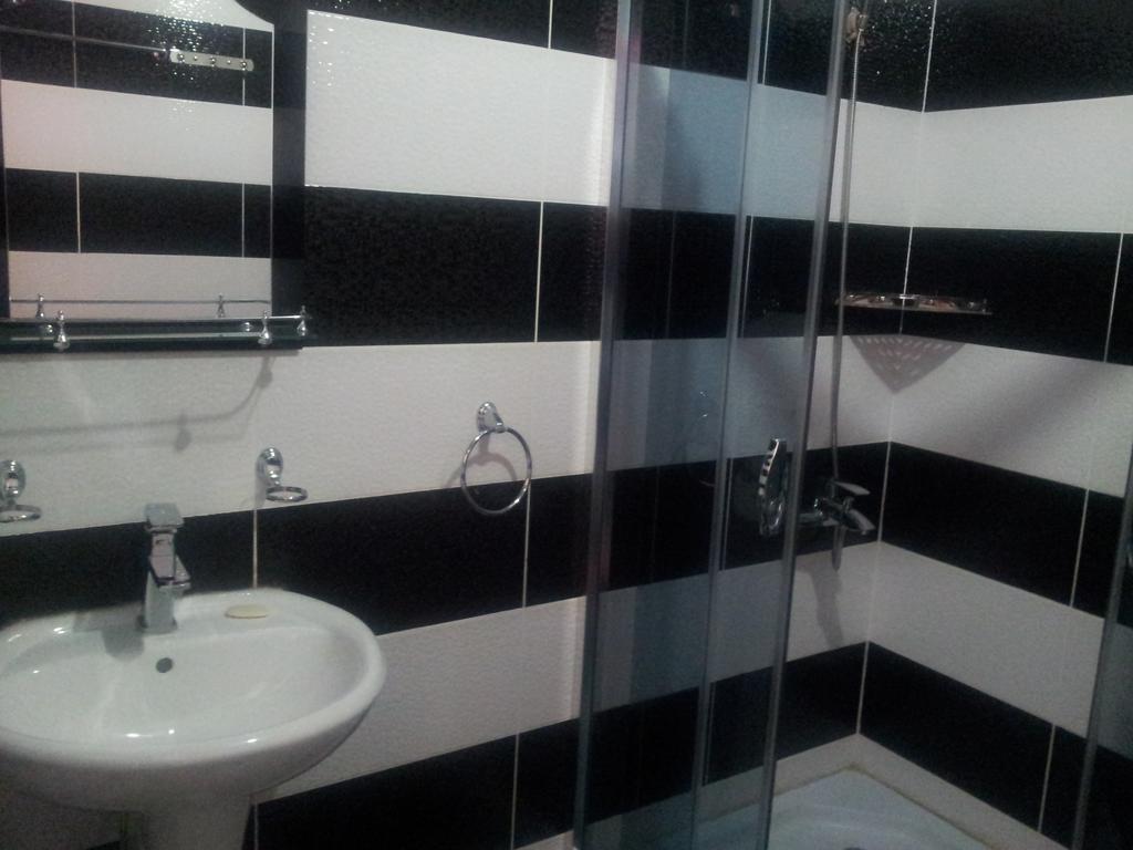 Red Stone Guest House Казбеги Номер фото