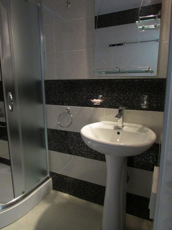 Red Stone Guest House Казбеги Номер фото